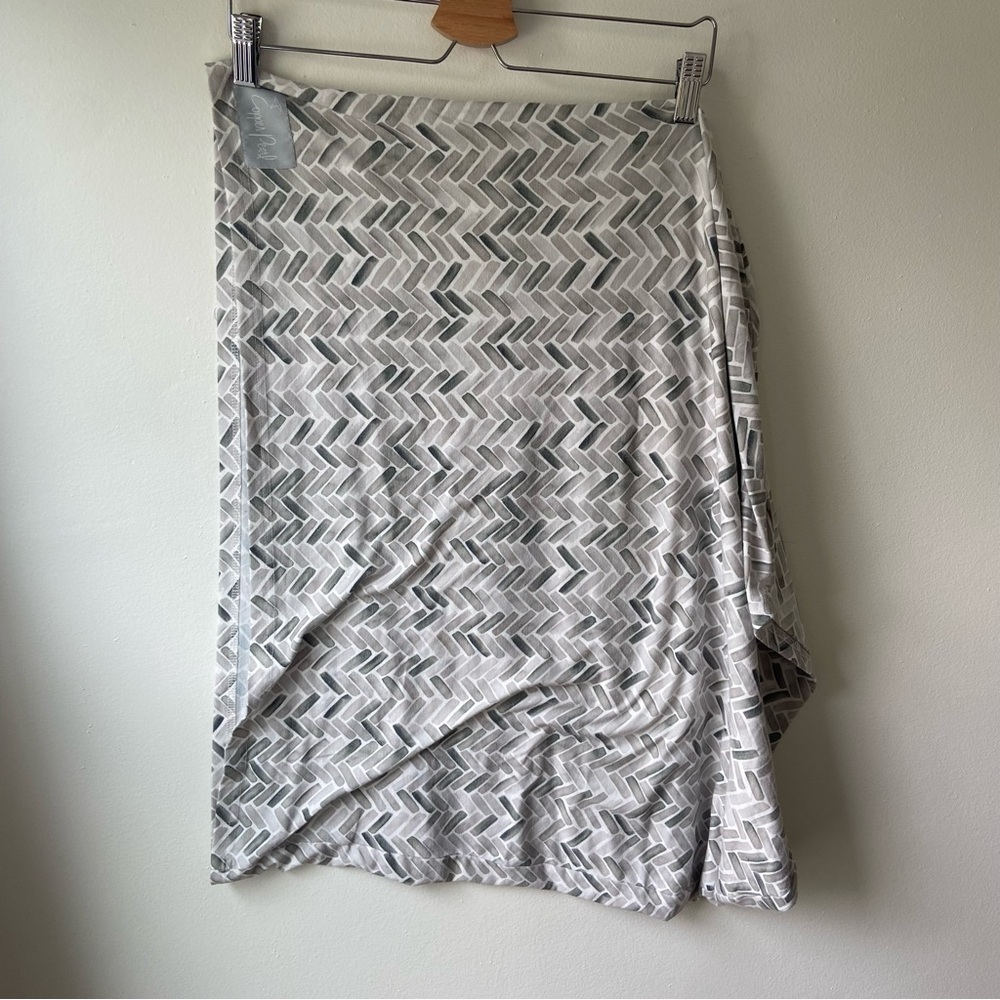 Copper pearl car seat and nursing cover